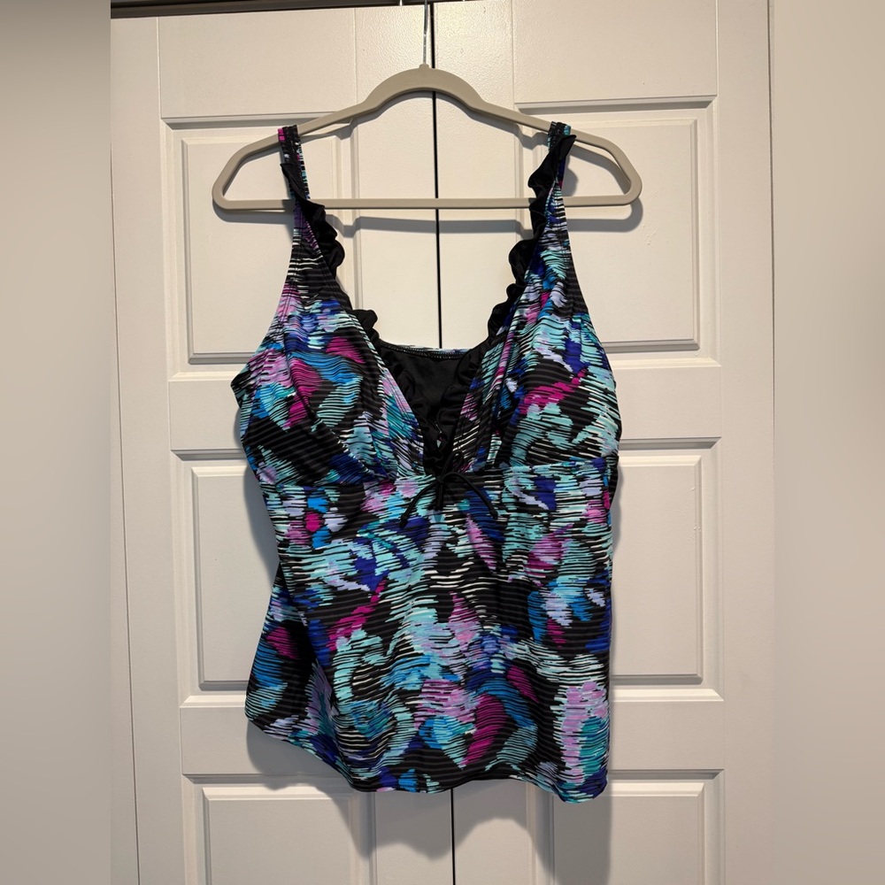 Women's Swim Top - 22W